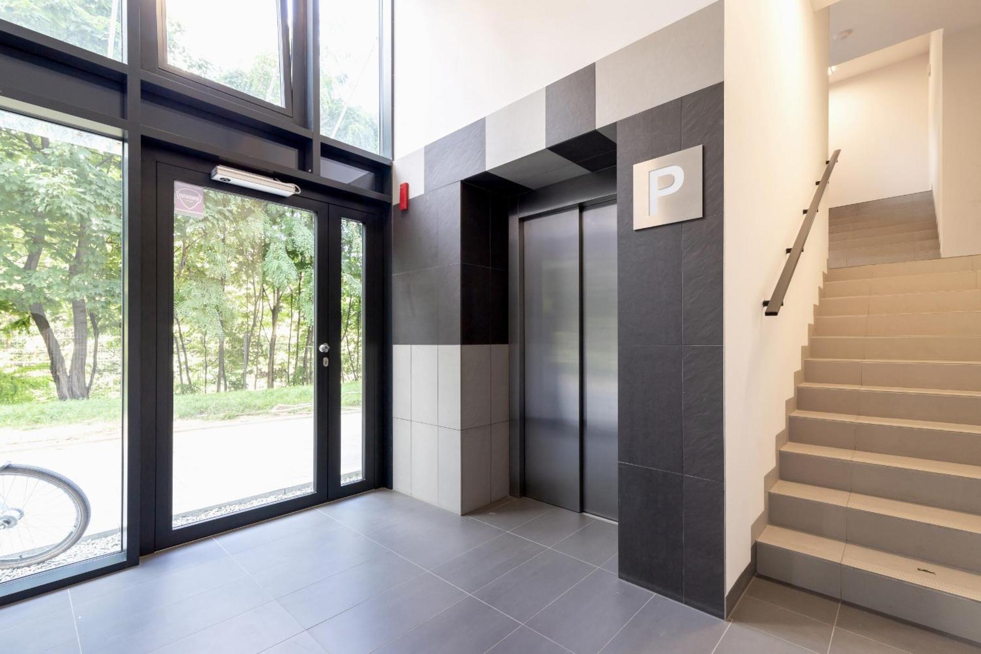 Cracow Pradnik Spacious & Family Apartment With 3 Bedroom By Renters Prestige Krakov Exteriér fotografie